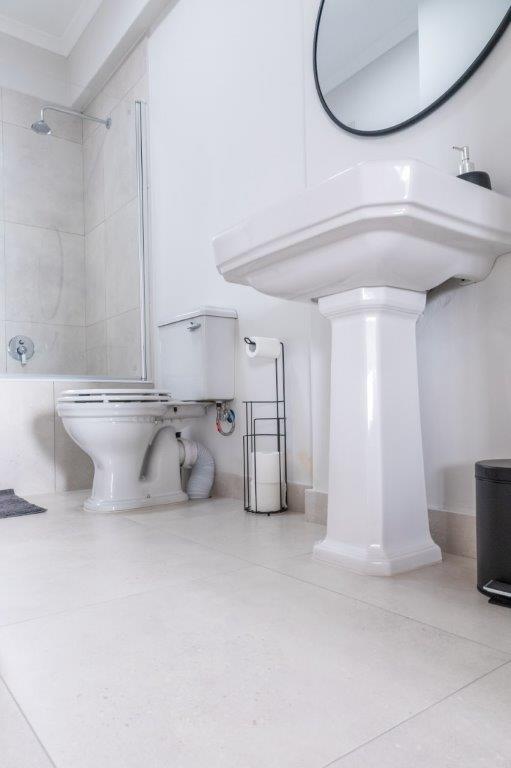 To Let 2 Bedroom Property for Rent in Muizenberg Western Cape